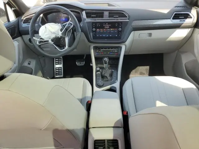 2024 VOLKSWAGEN TIGUAN SE R-LINE BLACK  