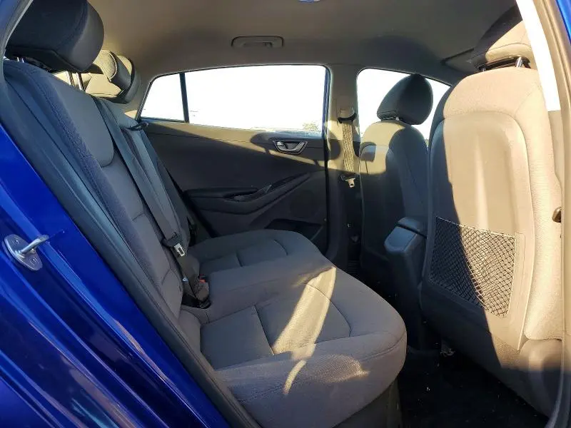 2022 HYUNDAI IONIQ SE  