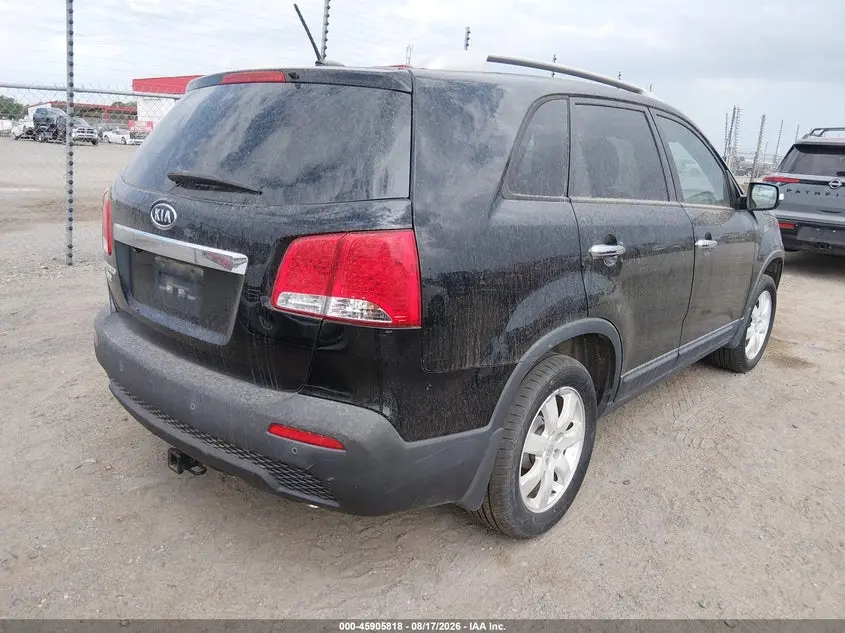 2012 KIA SORENTO LX