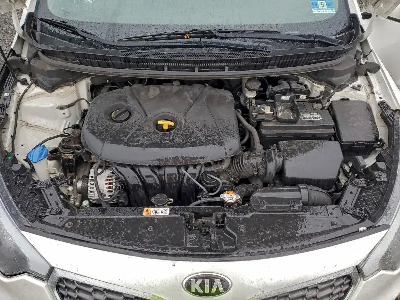 2015 KIA FORTE LX  