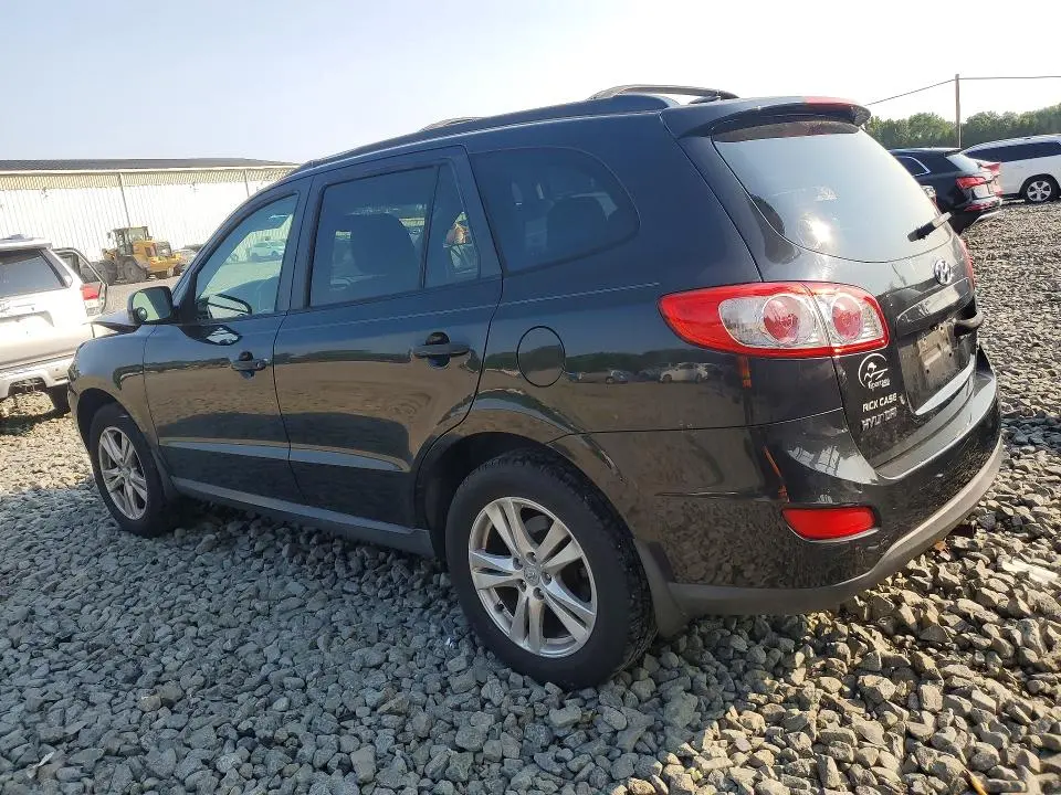 2011 HYUNDAI SANTA FE SE  