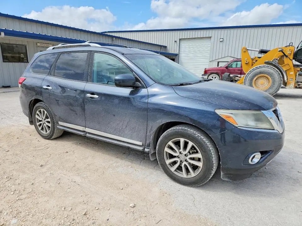 2015 NISSAN PATHFINDER SL  