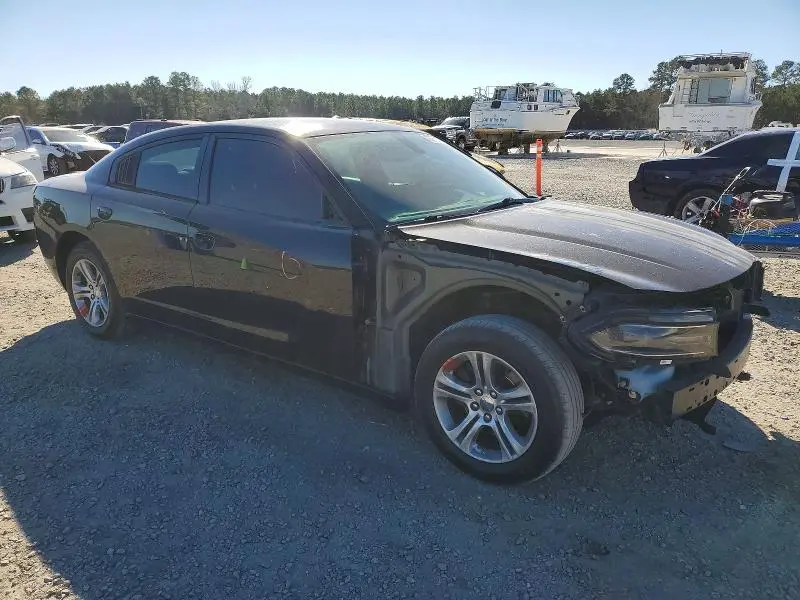 2015 DODGE CHARGER SE  