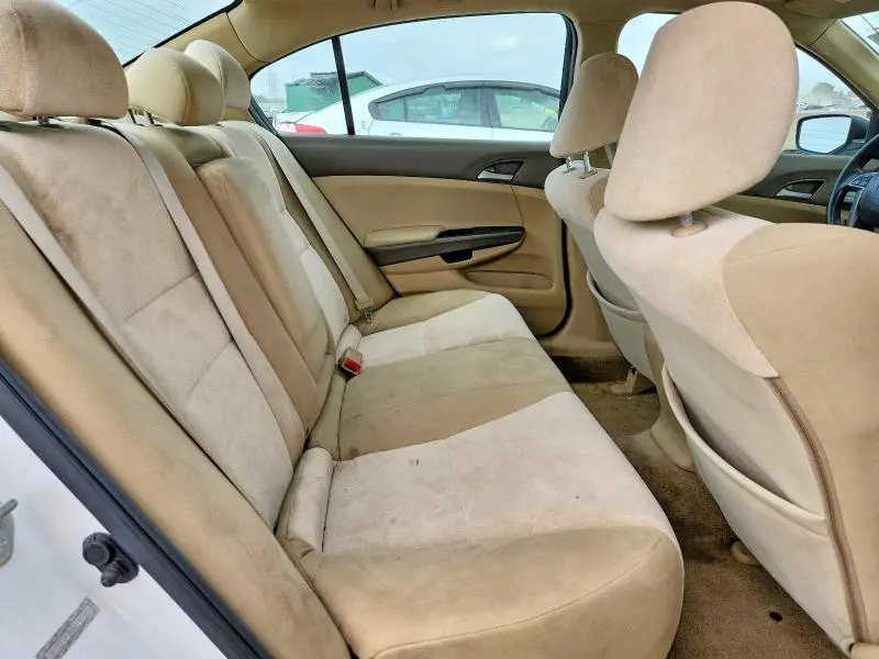 2010 HONDA ACCORD LX  