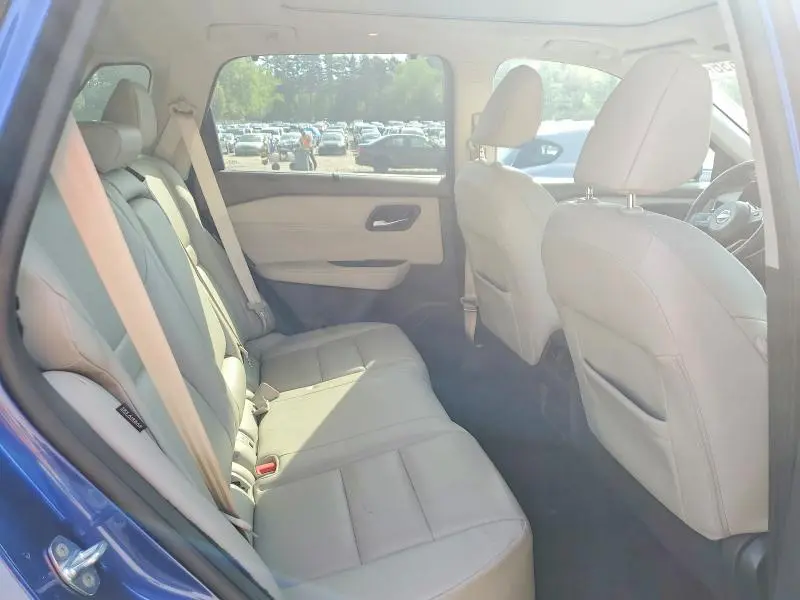 2022 NISSAN ROGUE SV  