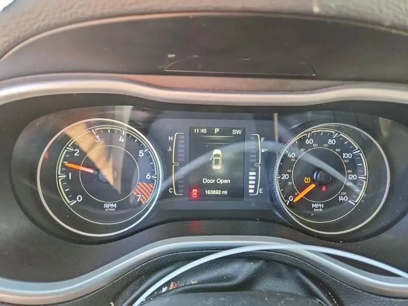 2015 JEEP CHEROKEE SPORT  