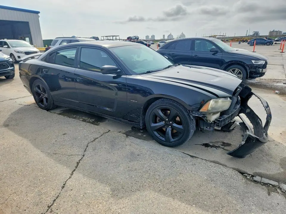 2014 DODGE CHARGER R  