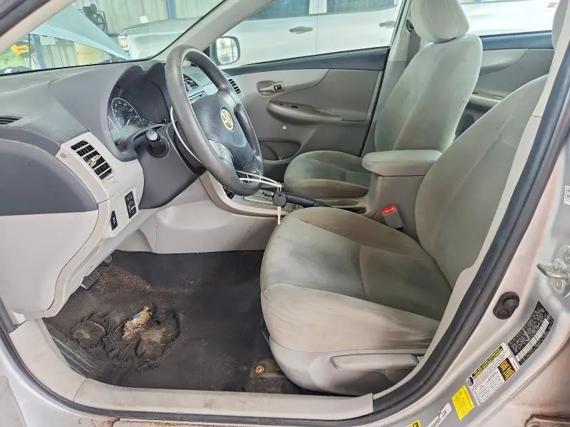 2012 TOYOTA COROLLA LE  