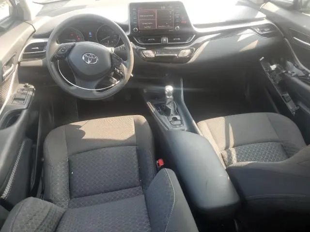 2020 TOYOTA C-HR XLE  