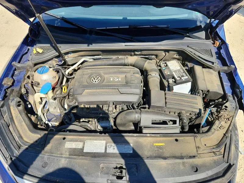 2017 VOLKSWAGEN PASSAT SE  
