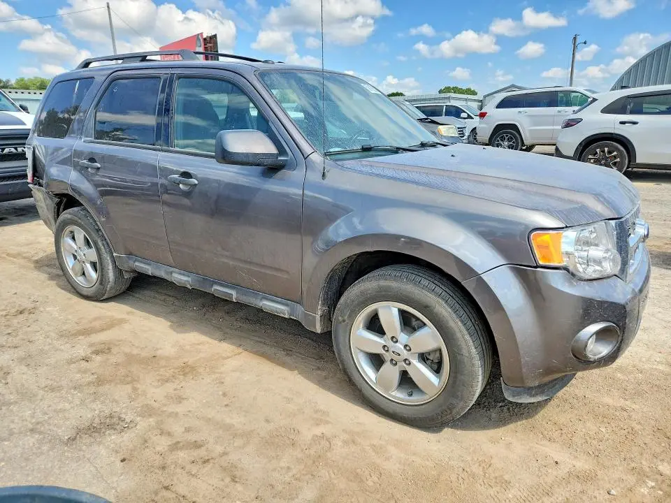 2012 FORD ESCAPE XLT  