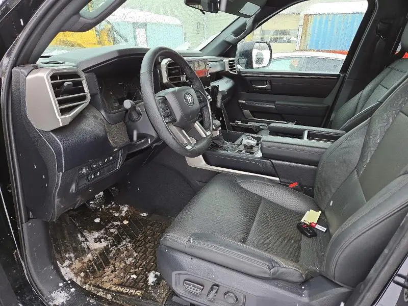2025 TOYOTA TUNDRA DOUBLE CAB SR5  