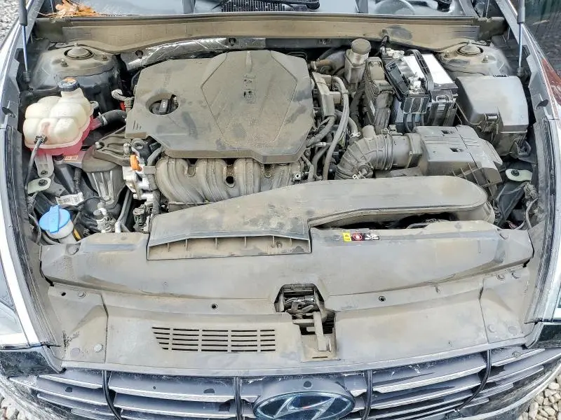 2021 HYUNDAI SONATA SE  