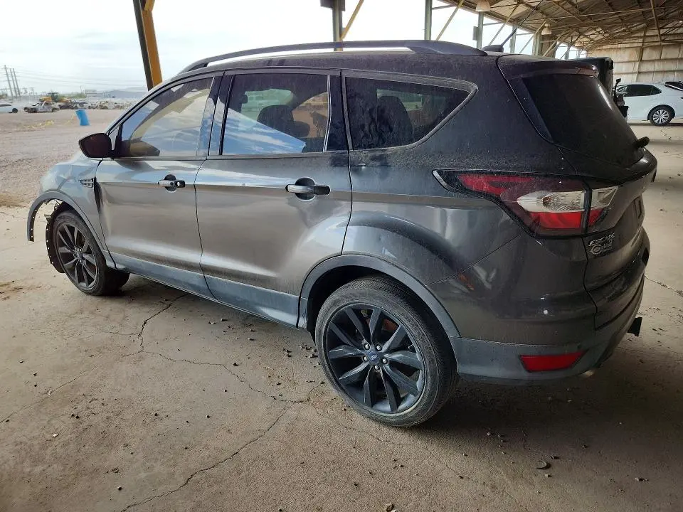 2017 FORD ESCAPE TITANIUM  