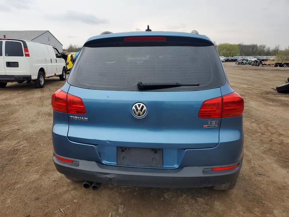 2017 VOLKSWAGEN TIGUAN S  