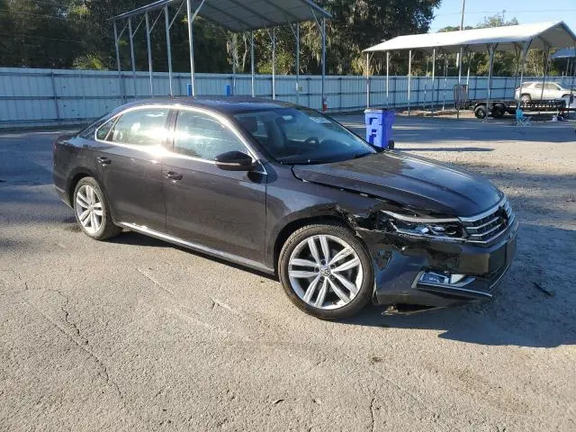2018 VOLKSWAGEN PASSAT SE  