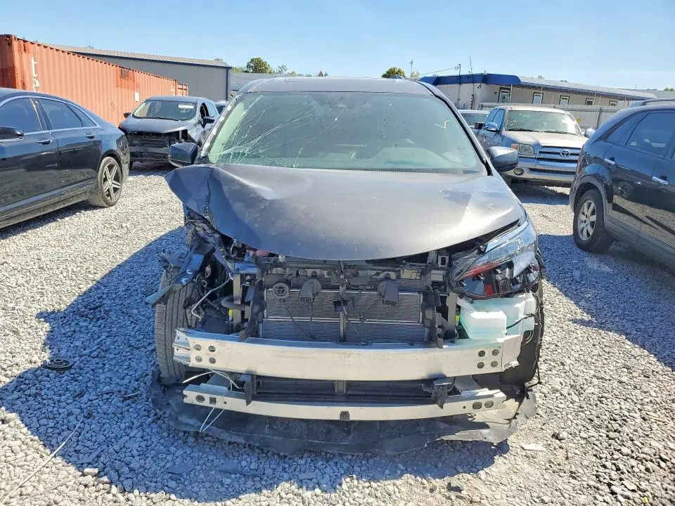 2025 TOYOTA SIENNA XLE 8-PASSENGER  