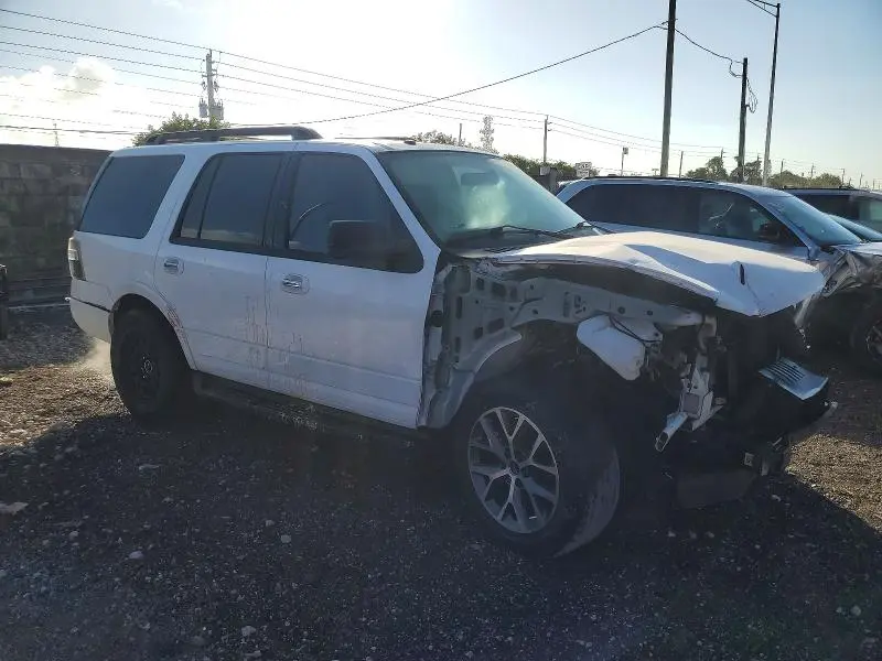 2015 FORD EXPEDITION XLT  