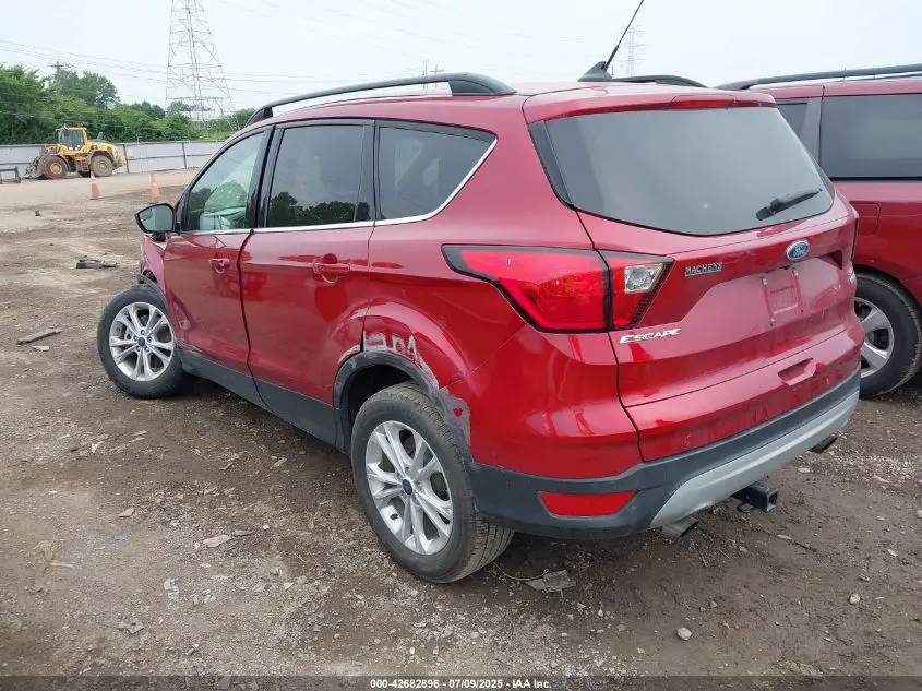2019 FORD ESCAPE SE
