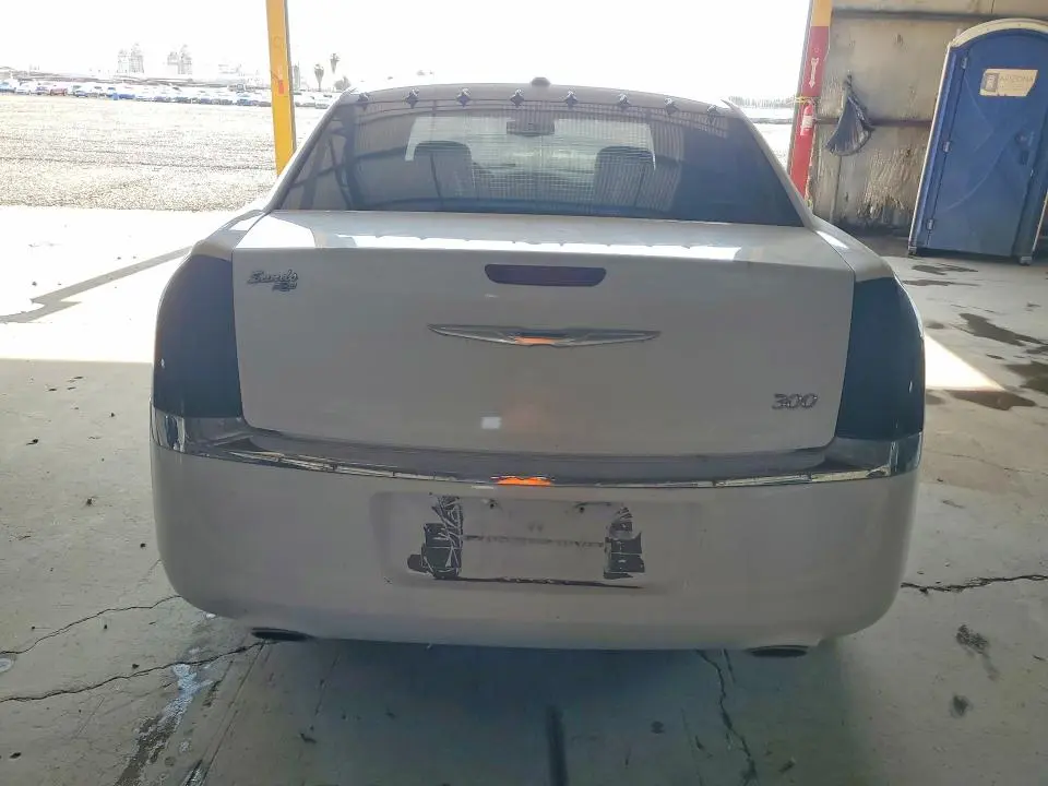 2014 CHRYSLER 300   