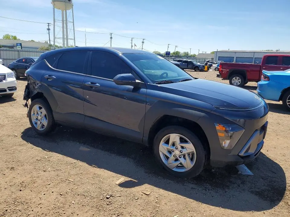 2024 HYUNDAI KONA SE  