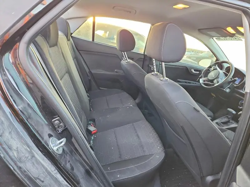 2022 KIA RIO LX  