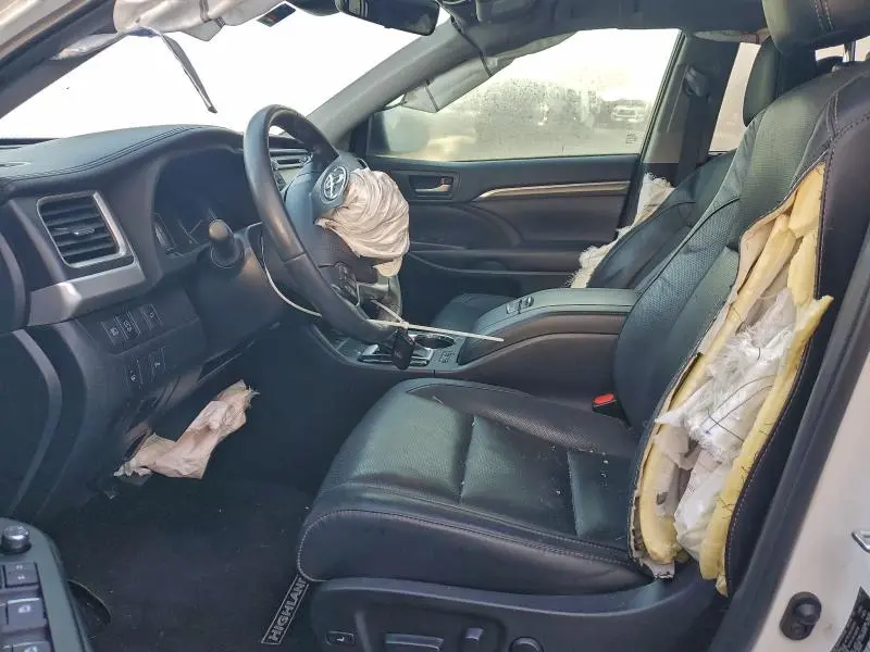 2019 TOYOTA HIGHLANDER LIMITED  