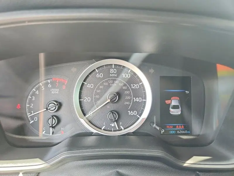 2021 TOYOTA COROLLA LE  
