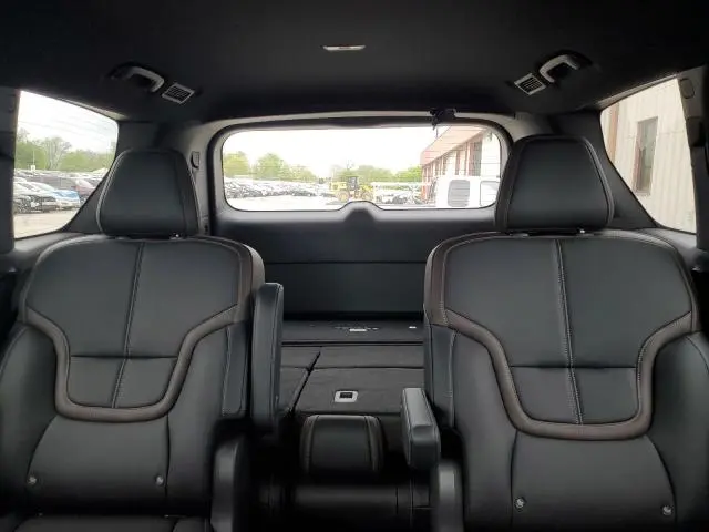 2025 NISSAN ARMADA SL  