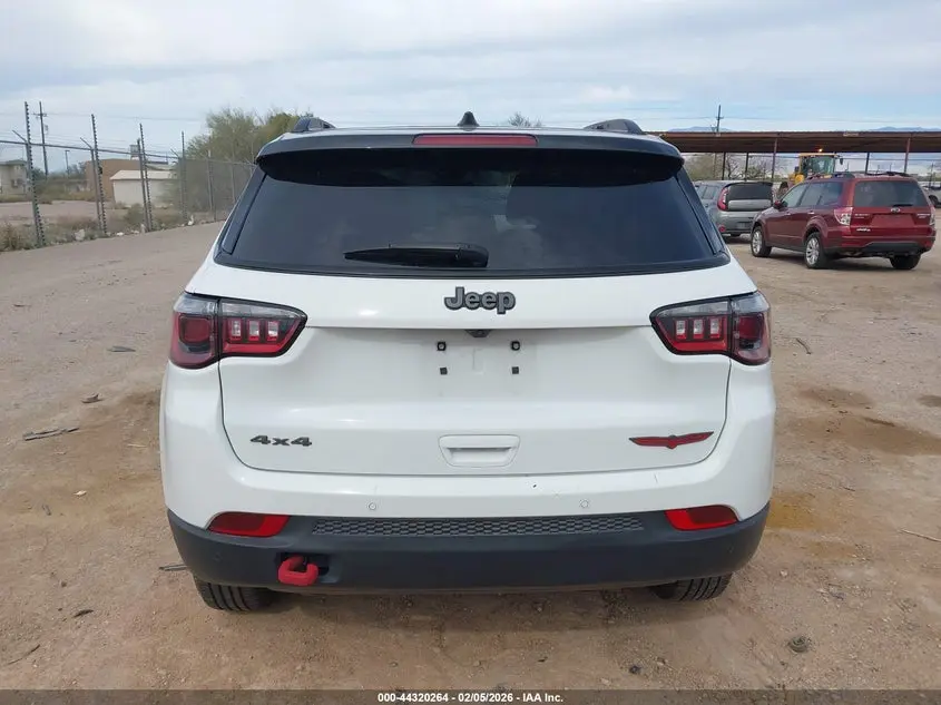 2024 JEEP COMPASS TRAILHAWK 4X4