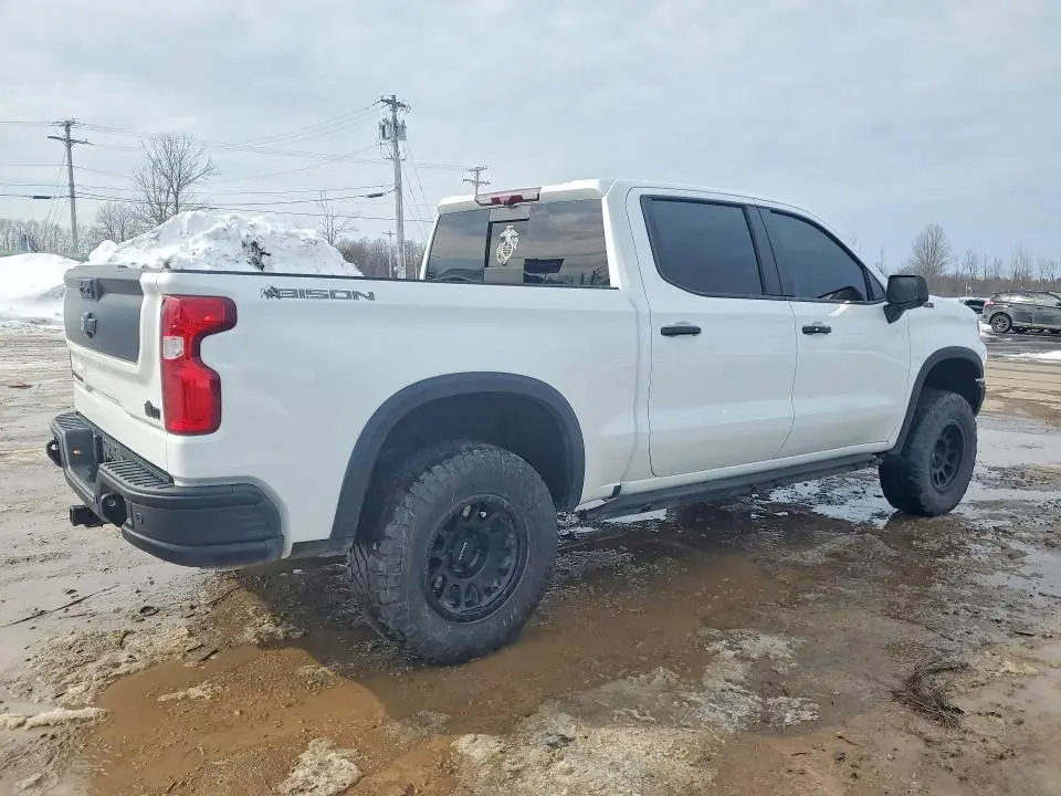 2024 CHEVROLET SILVERADO K1500 ZR2  