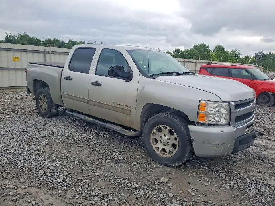 2011 CHEVROLET SILVERADO C1500 LS  