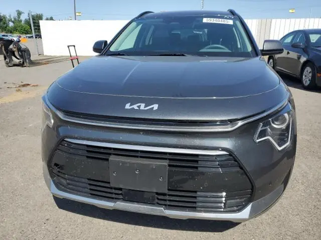2025 KIA NIRO SX  