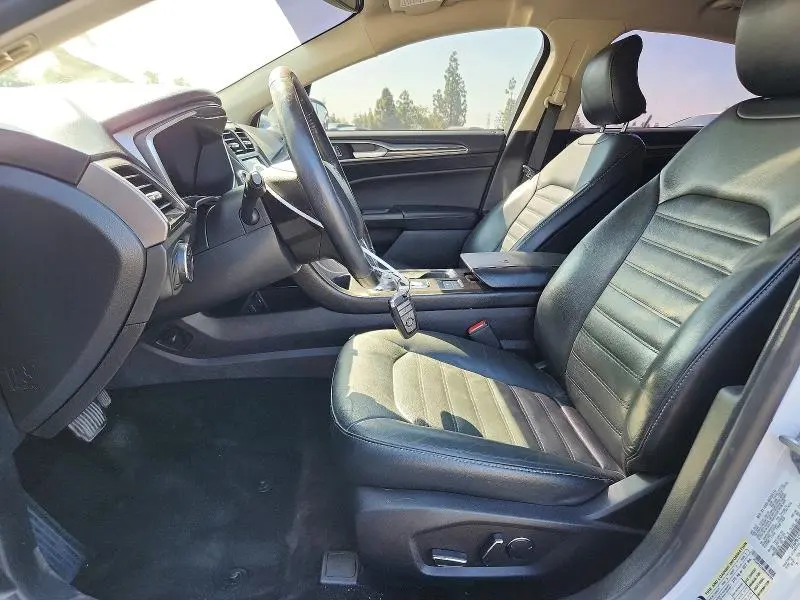2017 FORD FUSION SE HYBRID  