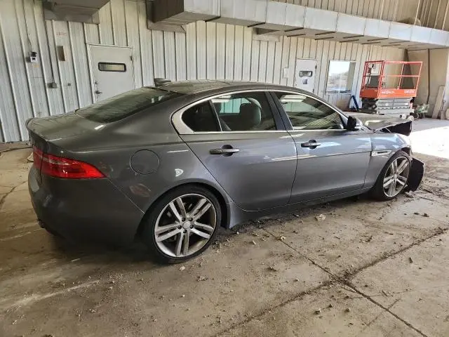 2017 JAGUAR XE PRESTIGE  