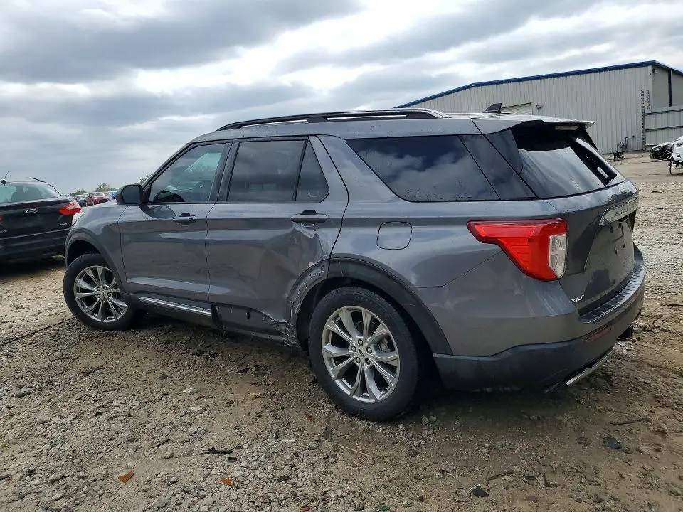 2021 FORD EXPLORER XLT  