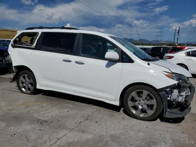 2013 TOYOTA SIENNA SPORT  