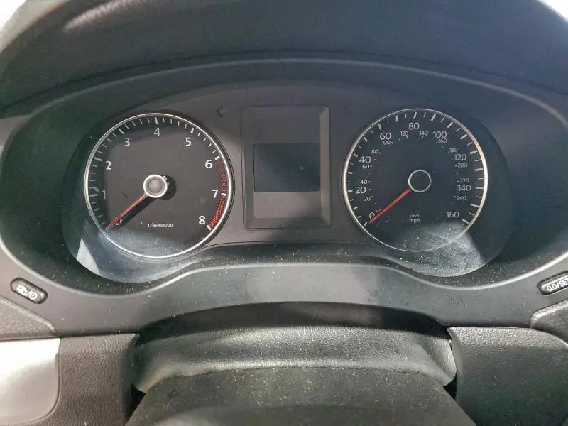 2013 VOLKSWAGEN JETTA SE  