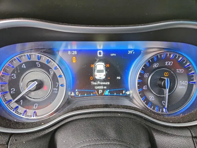 2016 CHRYSLER 300 LIMITED  