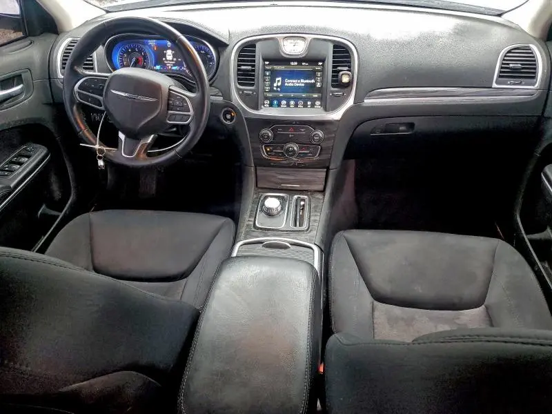 2018 CHRYSLER 300 TOURING  