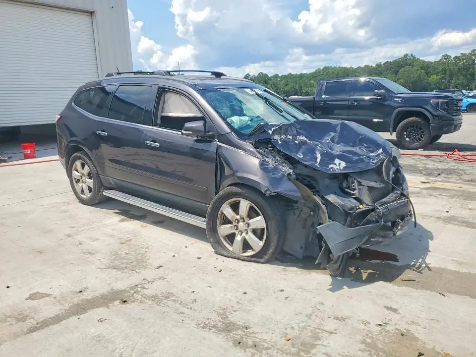 2016 CHEVROLET TRAVERSE LT  
