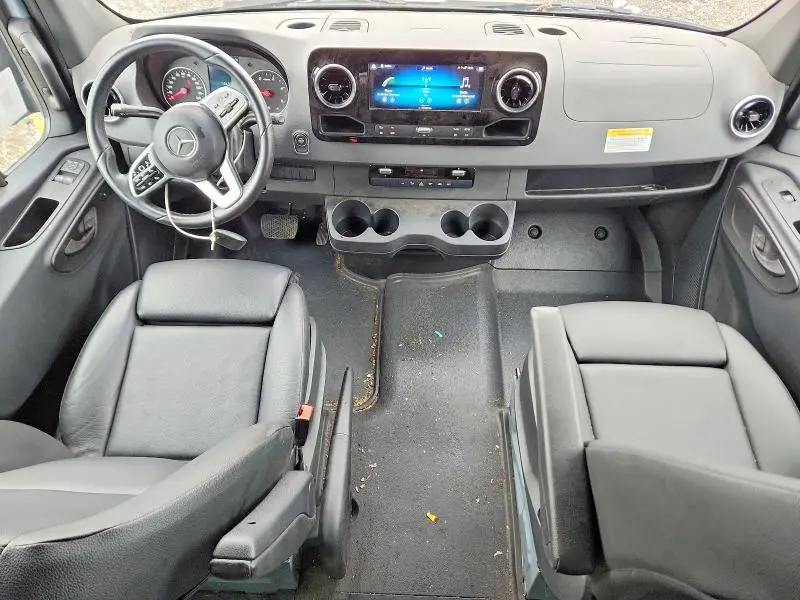 2024 MERCEDES-BENZ SPRINTER 2500  