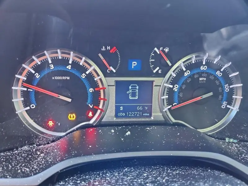 2018 TOYOTA 4RUNNER SR5  