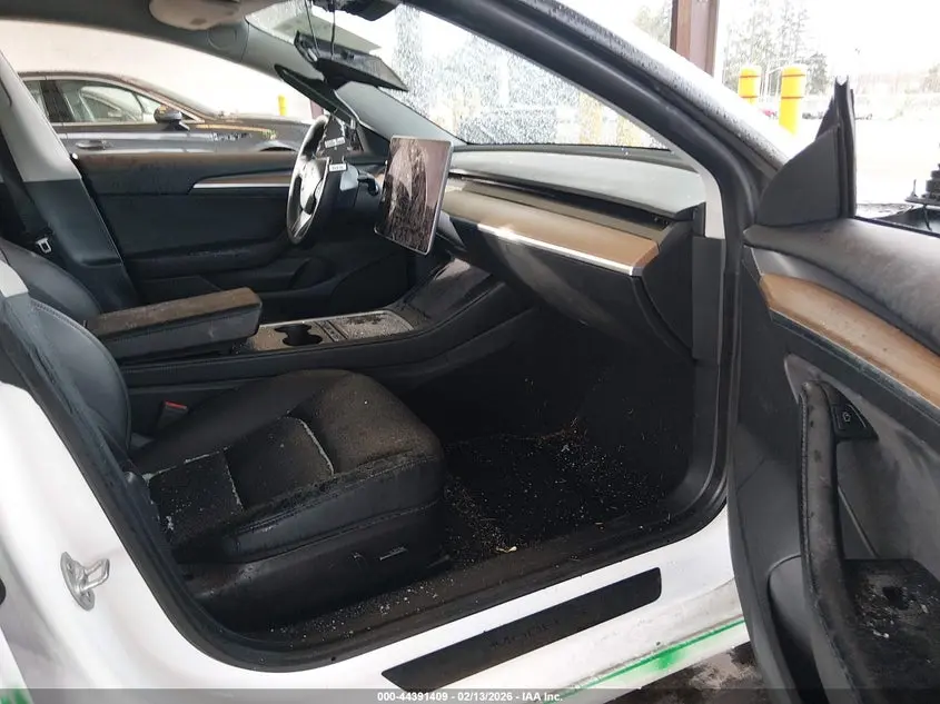 2021 TESLA MODEL 3 STANDARD RANGE PLUS REAR-WHEEL DRIVE