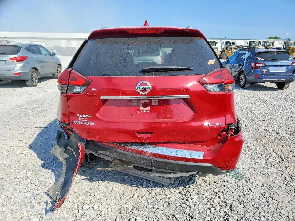 2017 NISSAN ROGUE SL  