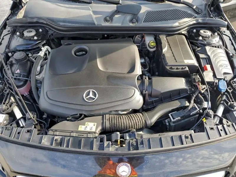 2015 MERCEDES-BENZ GLA 250  