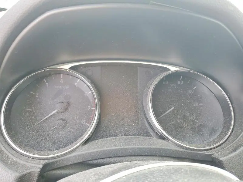 2014 NISSAN ROGUE SV  