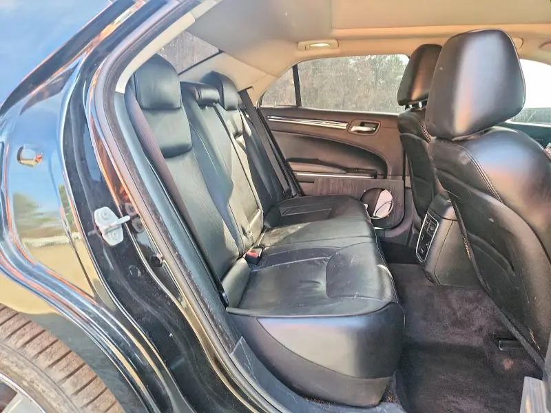 2018 CHRYSLER 300 LIMITED  