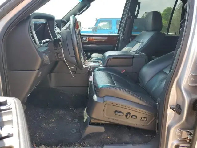 2011 LINCOLN NAVIGATOR   