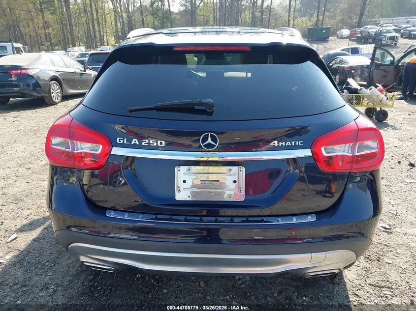 2017 MERCEDES-BENZ GLA 250 4MATIC